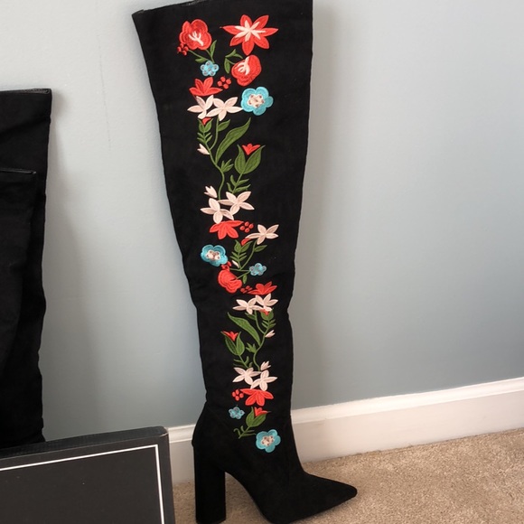Brand new embroidered over the knee boots - Picture 2 of 5